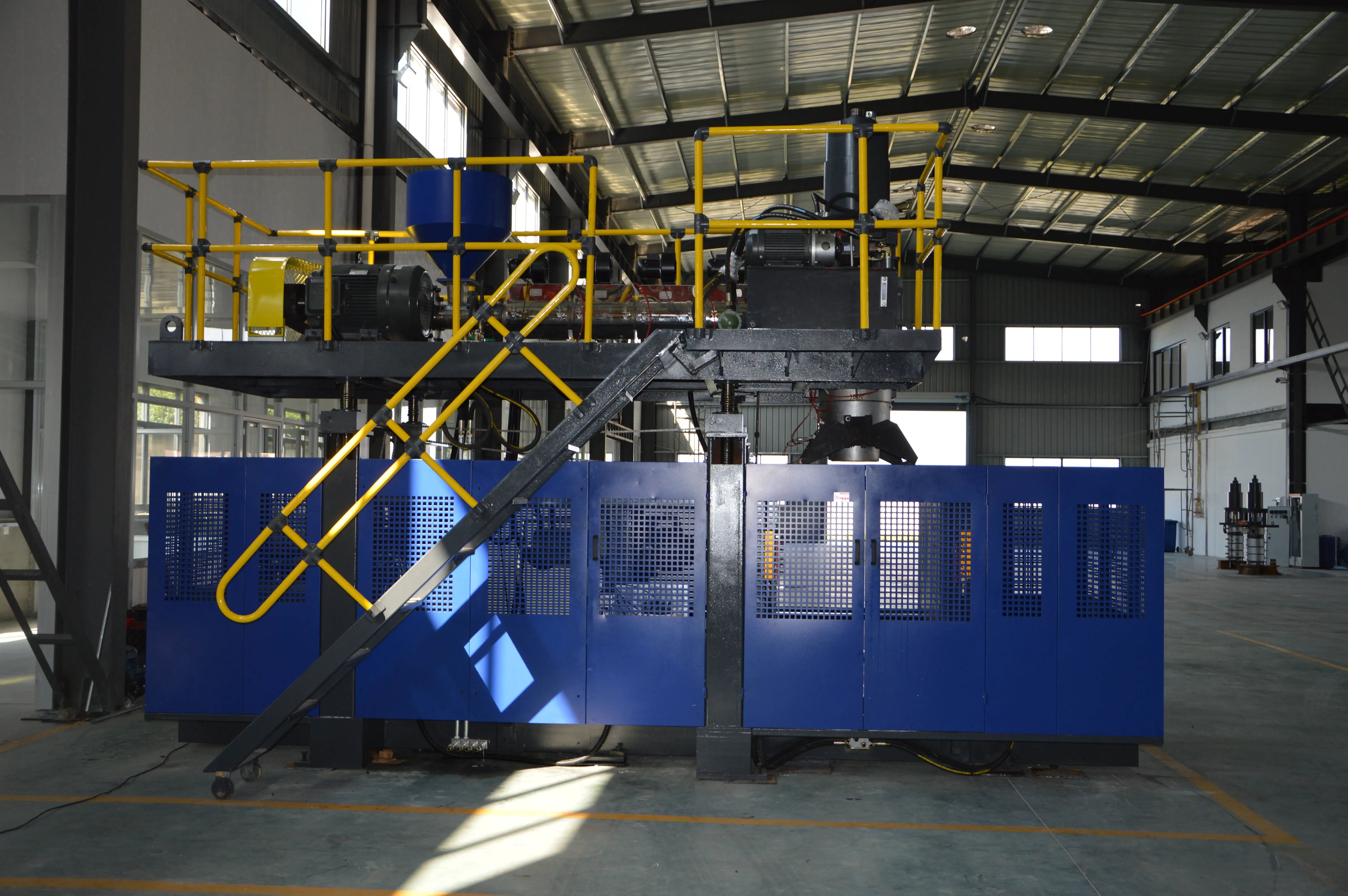 plastic HDPE jerrycan blow molding machine for sale