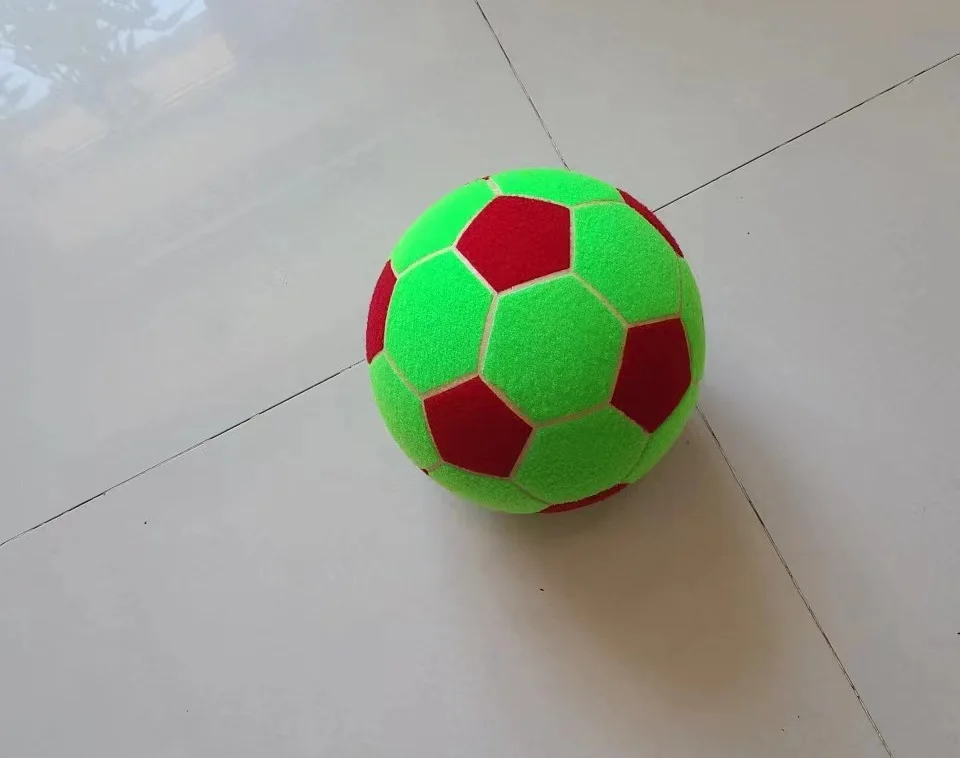 21cm Diameter Sticky Soccer Ball Sticky Football For Inflatable Soccer Darts With Magic Tape