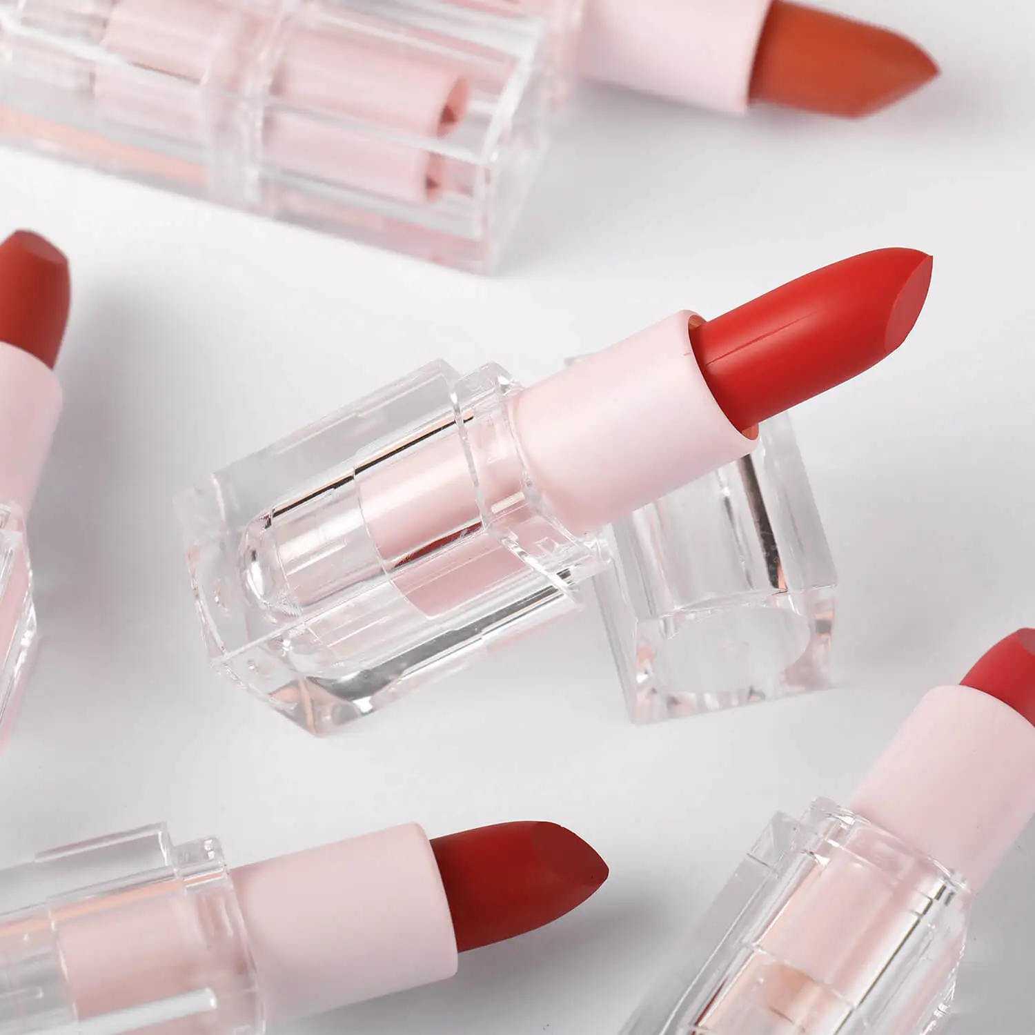 High Quality Custom Your Logo 14 Colors Vegan Lipstick Long Lasting Moisturizing Private Label Matte Lipstick
