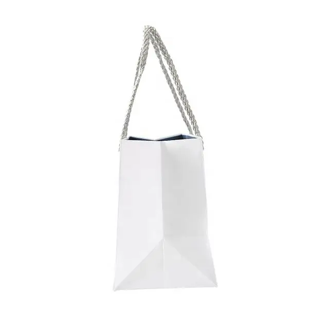 Custom Luxury Gift Garment Paper Shopping Bags Lightweight Shopping Tote Bag