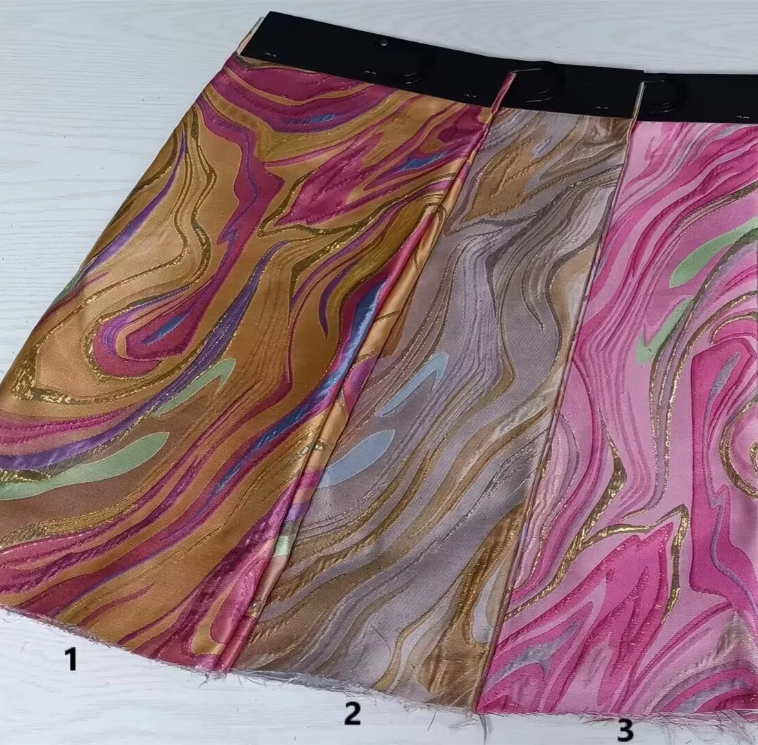 147gsm Wholesale Classic Metallic Polyester Brocade Cloth DIY Pattern Jacquard Fabric