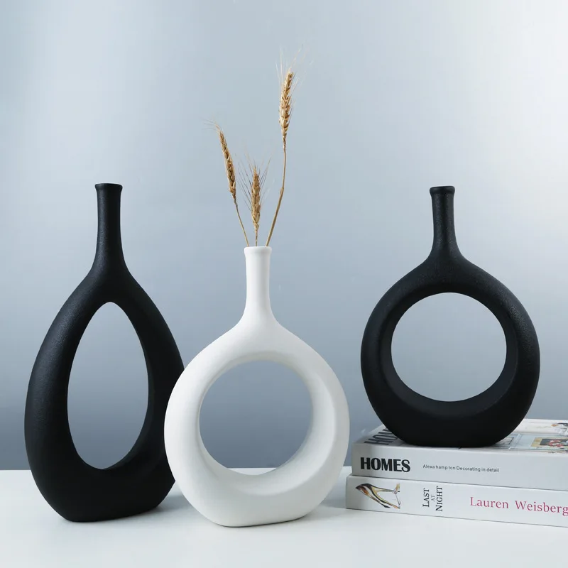 New Factory Custom Circle modern unique hollow ceramic doughnut donut flower vase for dining table with hole