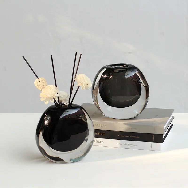 Bixuan Mouth-blown Glass Vase Modern Home Decor Design Table Centerpieces High-end Thick Heavy Solid Color Oval Bud Glass Vases