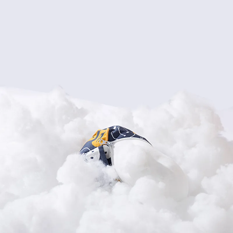 Newborn luxurious organic orthopedic round baby pillow customized modern baby head support memory foam character knitting