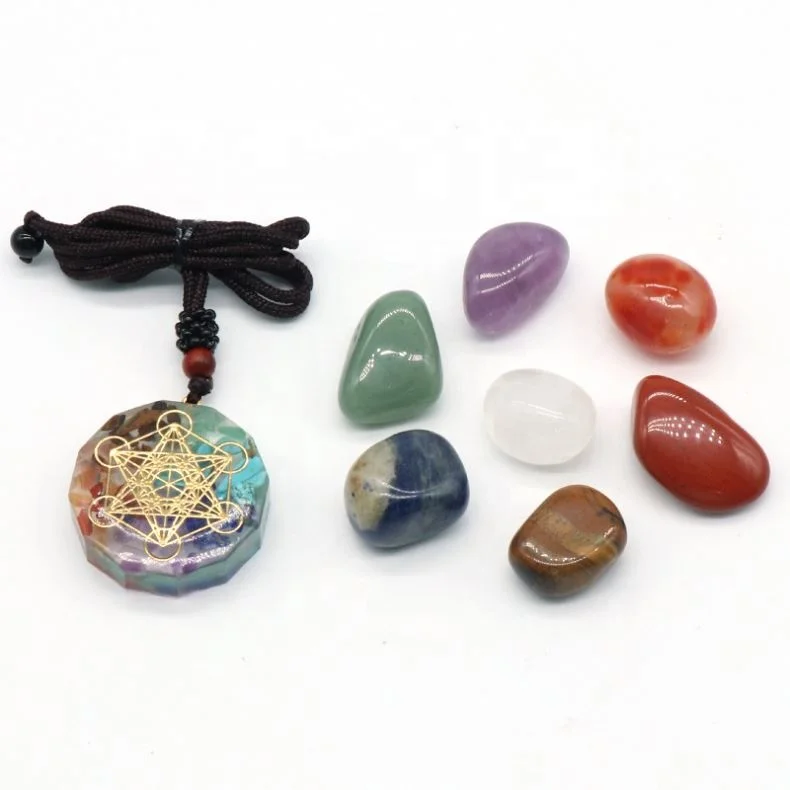 Irregular Natural Crystal Stone Pendant Necklace Natural Energy Healing Yoga Orgone Pendant Seven Chakra Set With Gift Box