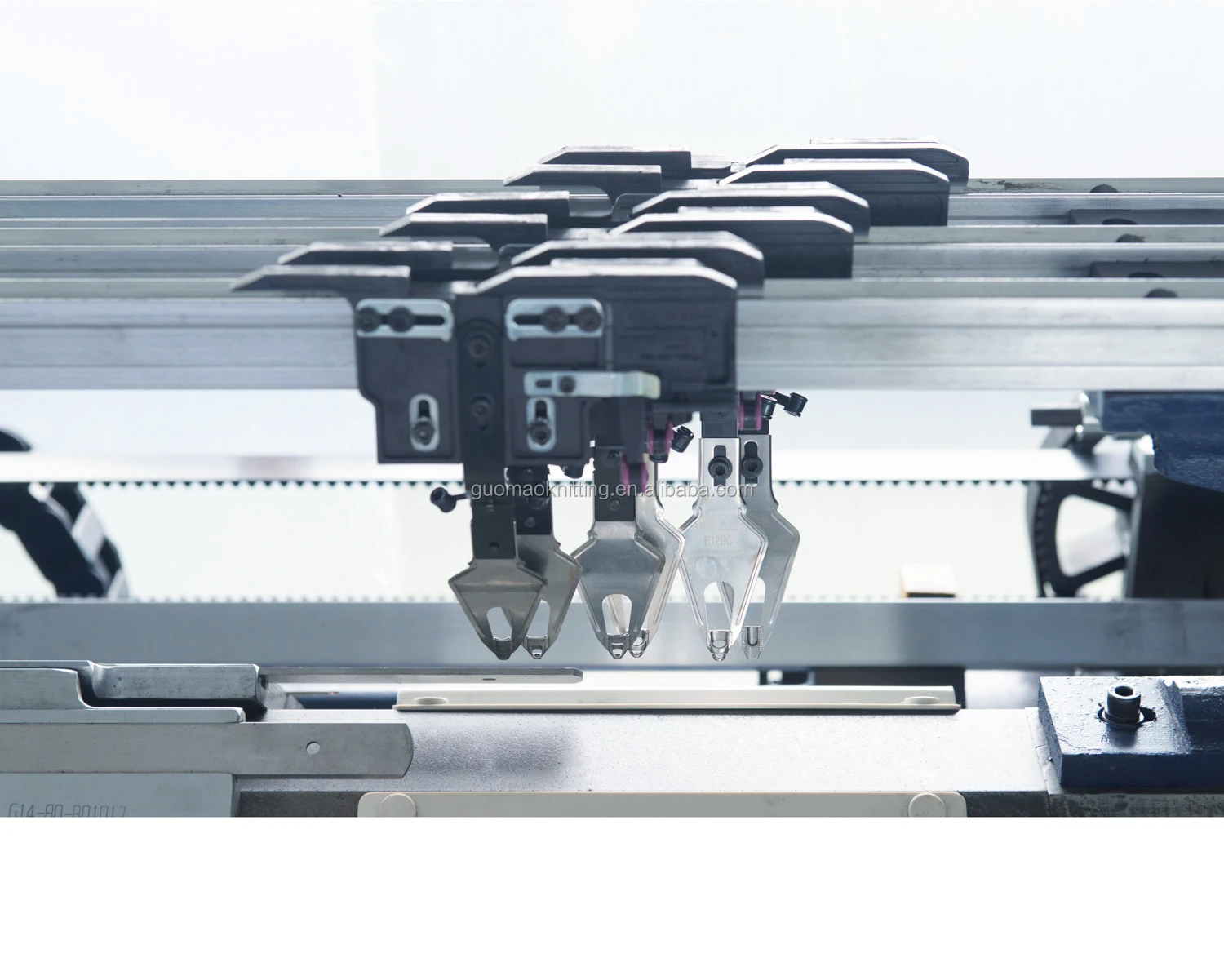 С двумя тележками, компьютерное шерстяное одеяло, вязальная машинка, вязаное одеяло, Детская Пряжа