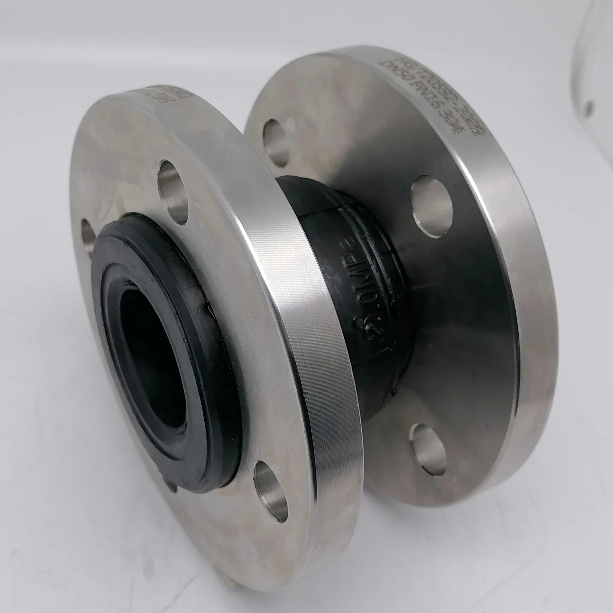 Производитель DN100 DN150 Литые стальные соединительные трубы компенсатор PTFE фланец резиновое расширительное соединение