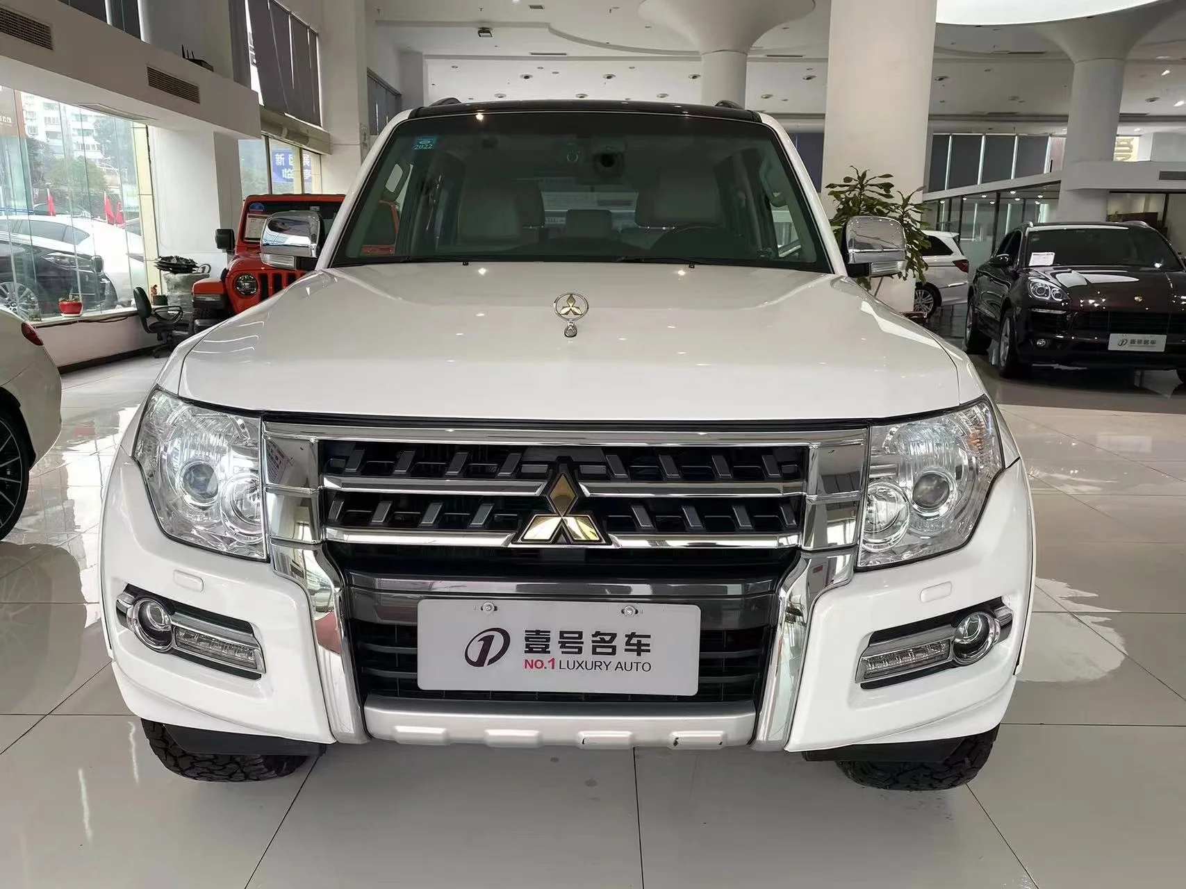 Подержанные автомобили Mitsubishi PAJERO подержанные в хорошем состоянии низкая цена поставщик из Китая