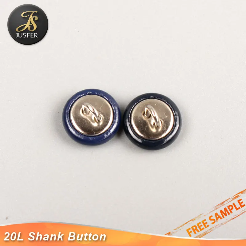 Кнопки с кожаным покрытием и металлической проволокой