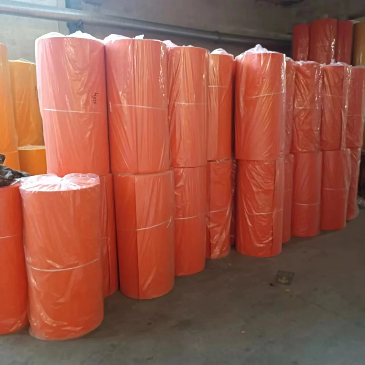 Оптовая продажа цветная иглопробитая Нетканая войлочная ткань для домашних животных