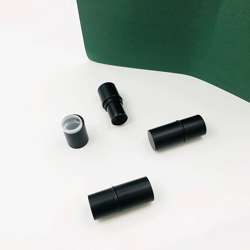 Plastic round cosmetic foundation bottle packaging with inner cover custom lipstick container BB cream foundation stick