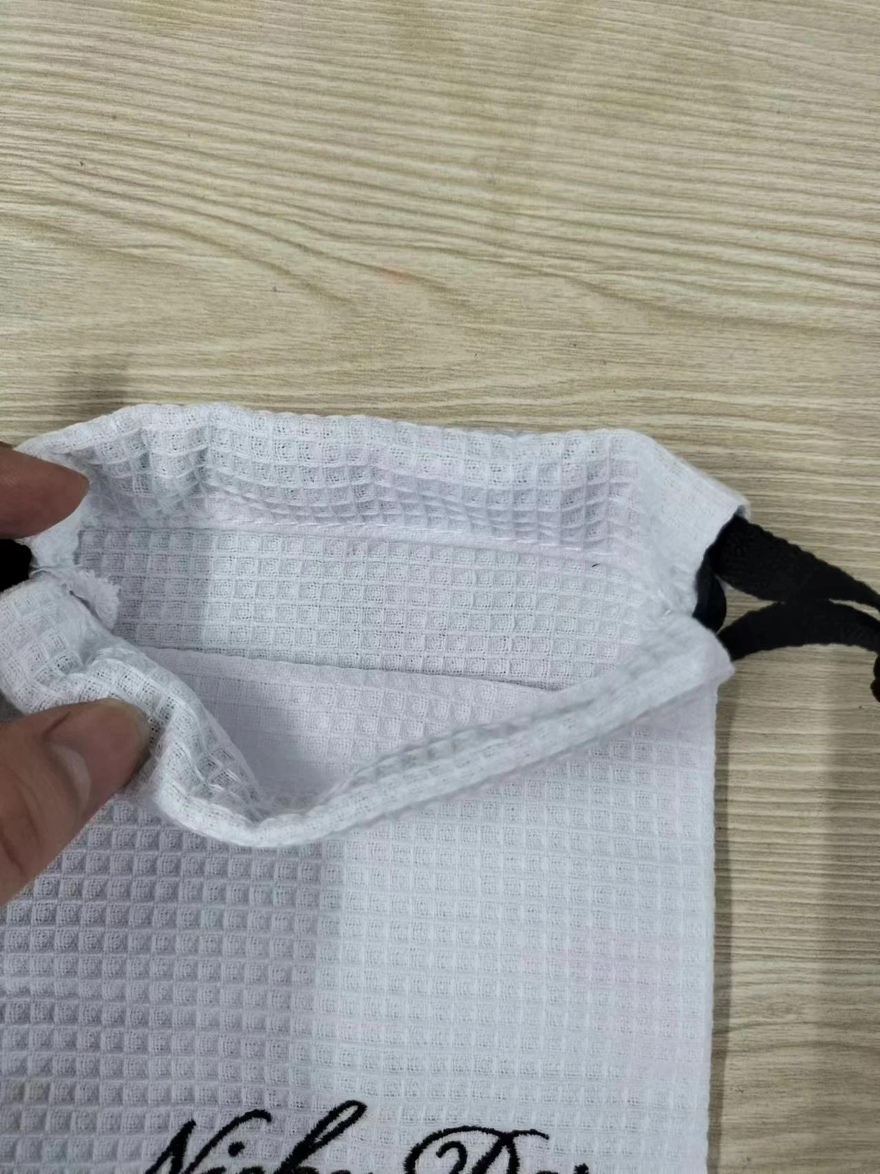 New Material nice looking drawstring dust bag packing bag gift bag