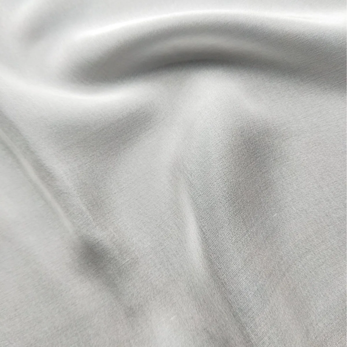 8mm White Silk Chiffon Fabric Silk 100% Silk Thin See Through Mulberry Fabric For Scarves Dress Clothing Lining