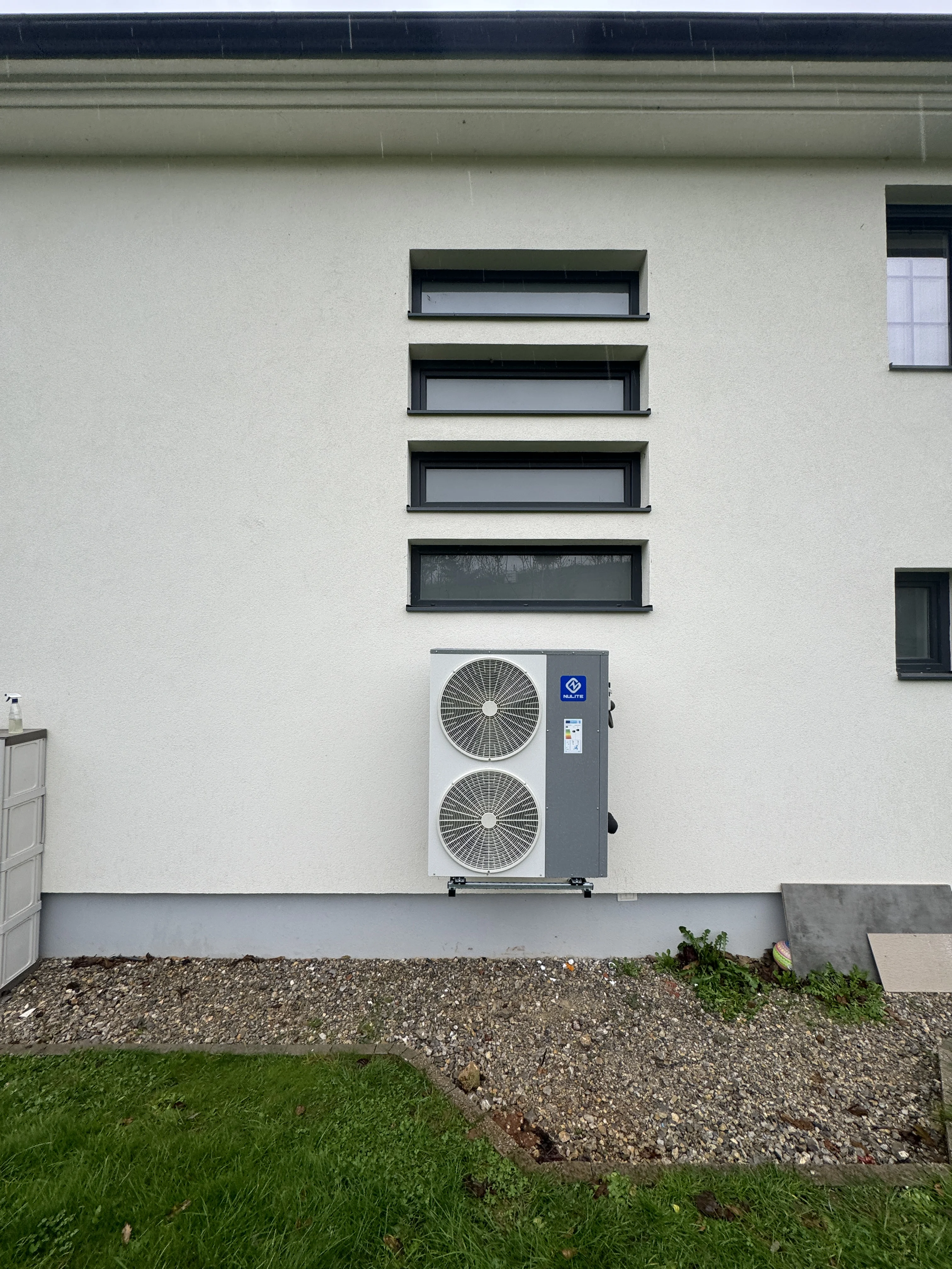 Air source heat pump high energy saving 20KW 30KW DC Inverter Heat Pump with High COP for commercial use