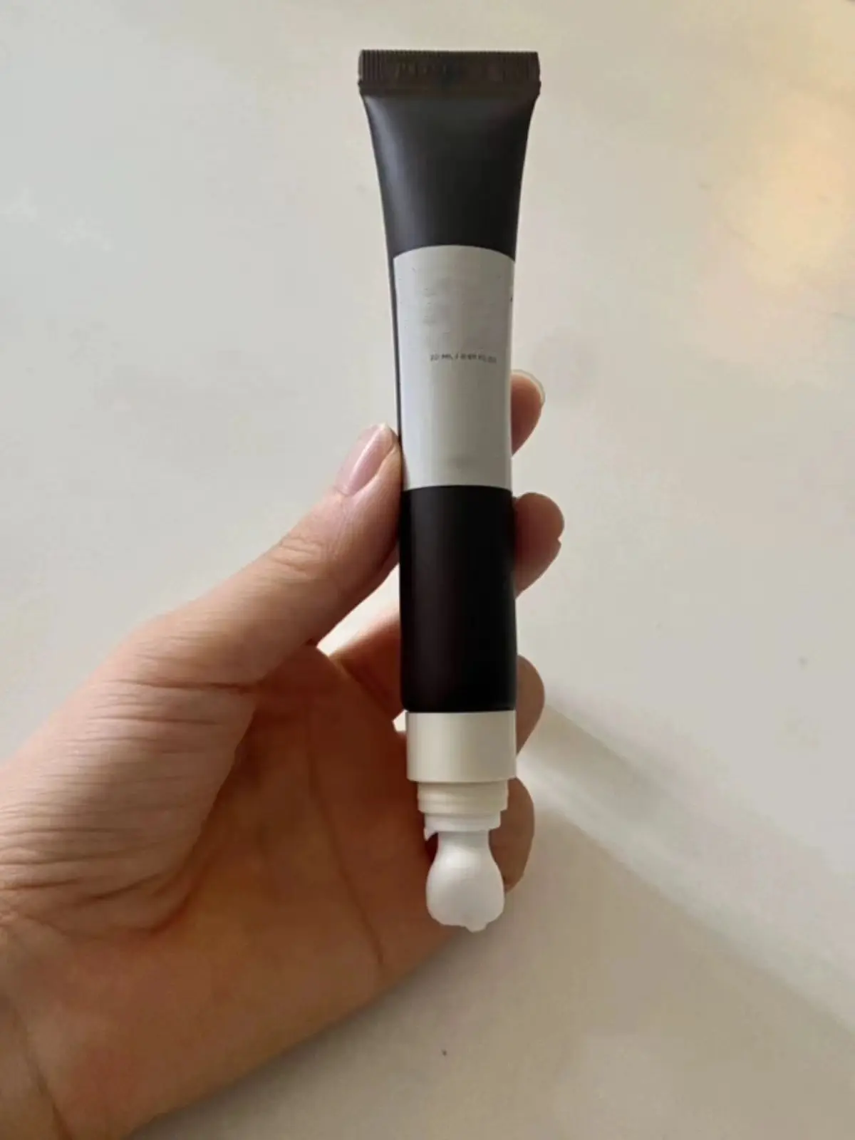 OEM eye Cream 20 ml for fine Lines and Dark Circles  Madagascar Centella Probio Cica Bakuchiol Eye Cream 0.68 fl.oz  10004