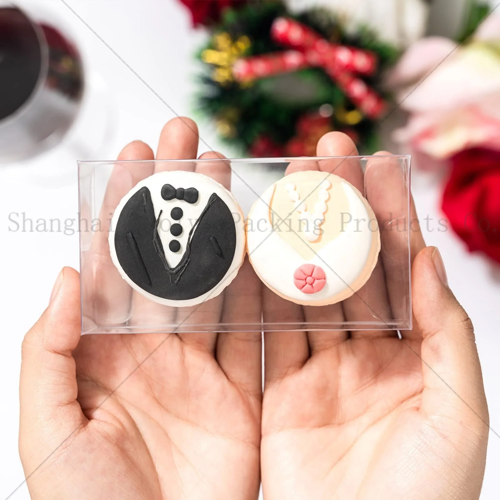 Customized printing candy chocolate pie cake packaging counter retail clear pet material plastic display box