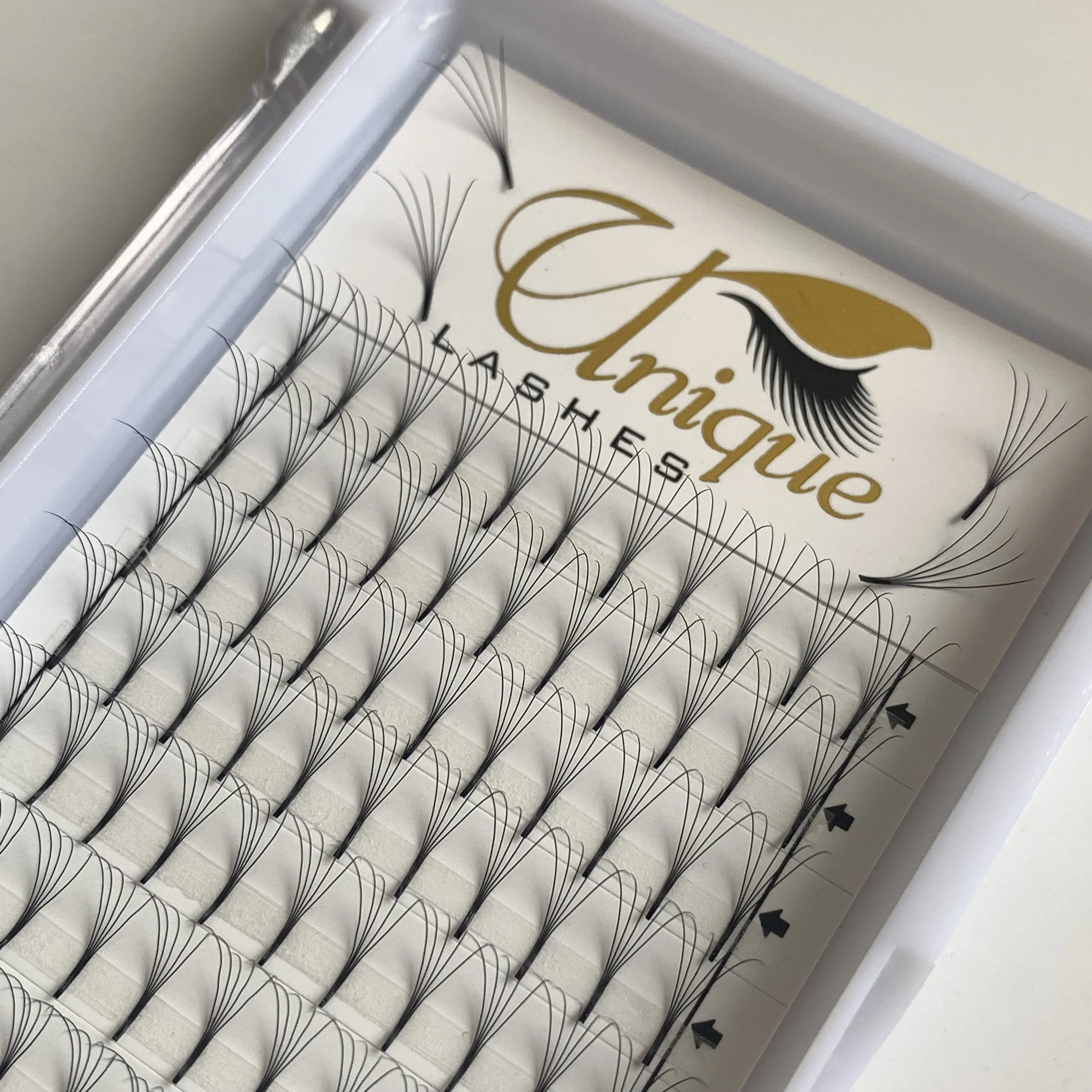 OEM ODM 4D 5D 6D 7D 8D heat bonded dark black silk eyelash extensions 0.07MM