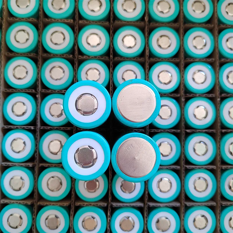 Grade A brand New 32700 3.2V 6000mAh Lifepo4 Rechargeable Battery cell 5C Discharge 32700 Lifepo4 Battery Cell 3.2v 6000mah 5C