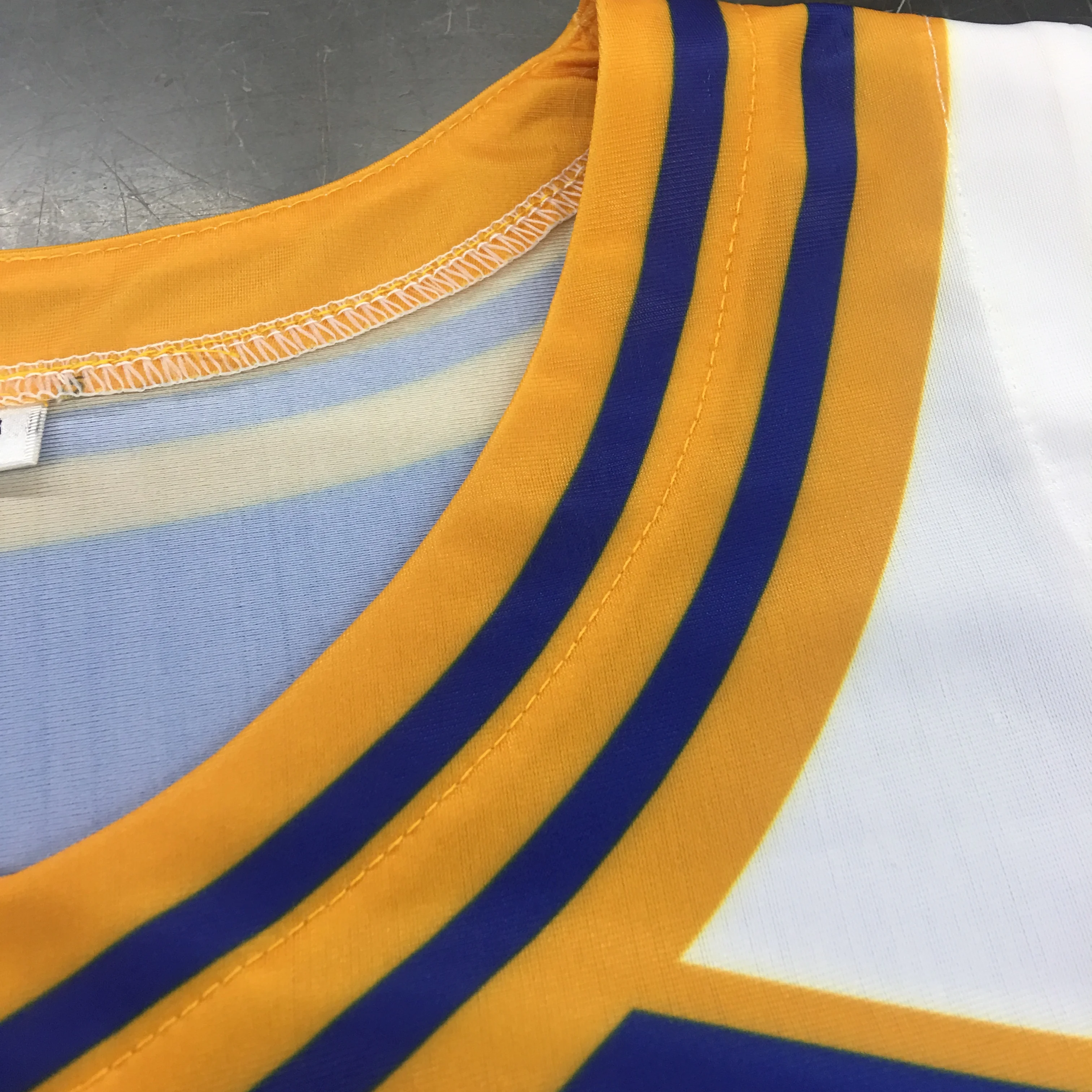 Wholesale Customized Lady Youth Cheerleading Uniforms