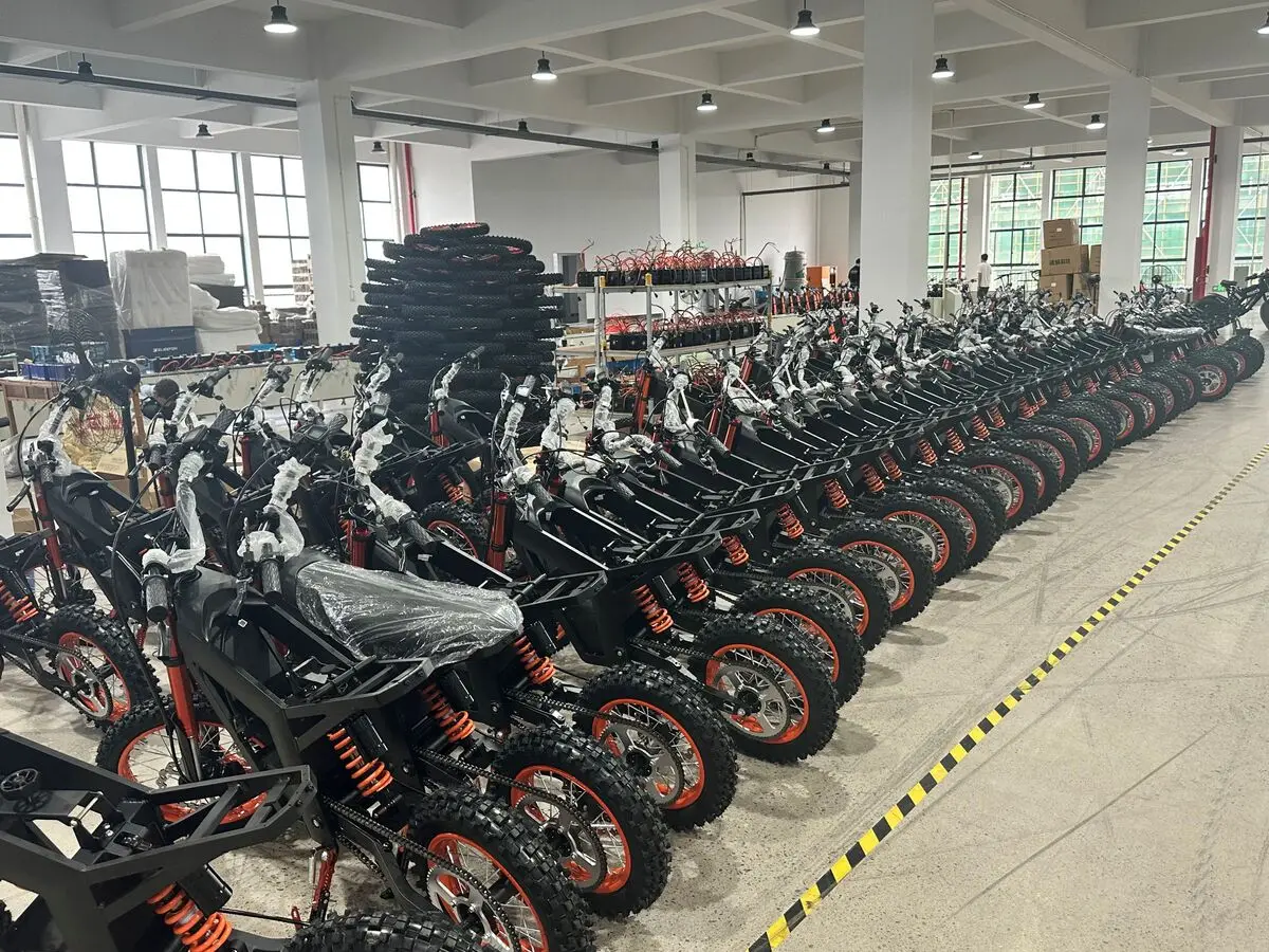 Kugooo 01 Electric Motorcycle 1000W 48V Hydraulic Suspension 14