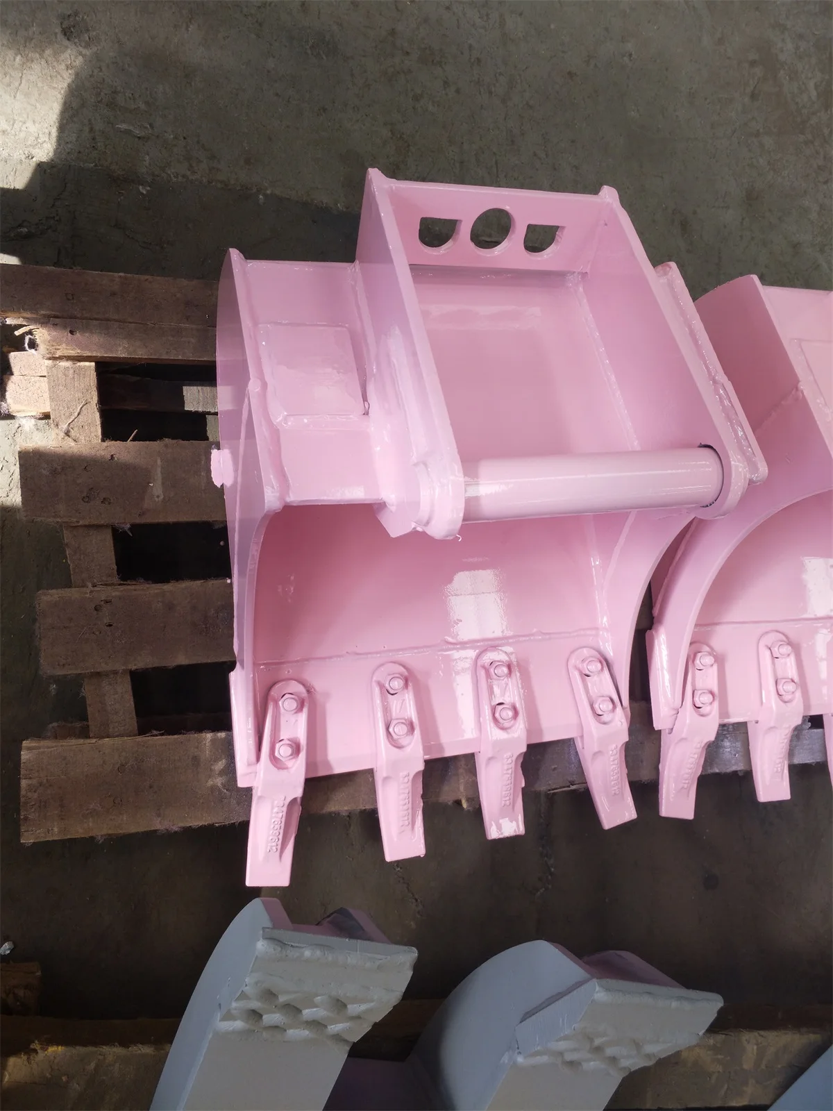 Construction Machinery Spare Parts Equipment Ms01 Ms03 Excavator Attachments Of Digging Bucket For Sale