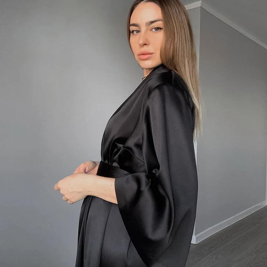 Женский атласный кардиган