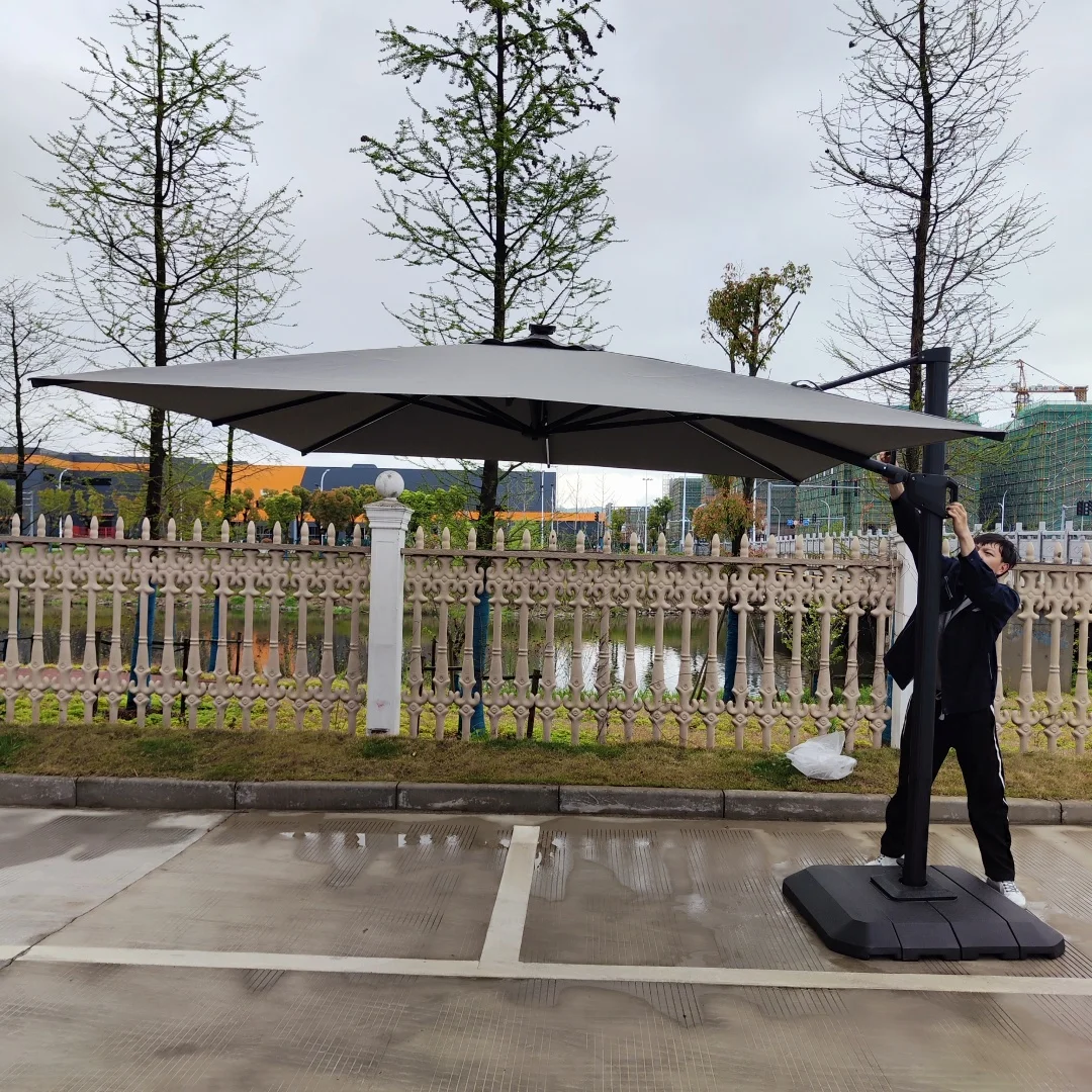 New Deign Outdoor 10-Feet Cantilever Large Light Patio Umbrella Offset Hanging LED Parasol For Garden Shading
