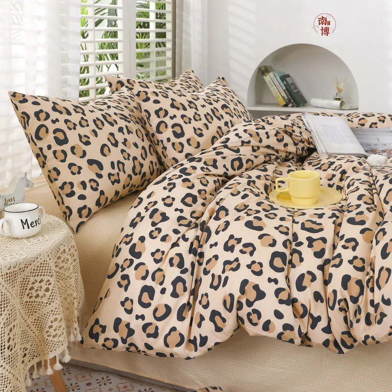 Оптовая продажа, современное роскошное плюшевое Кружевное Свадебное одеяло из полиэстера, пододеяльник 3D размера, простыня, Комплект постельного белья