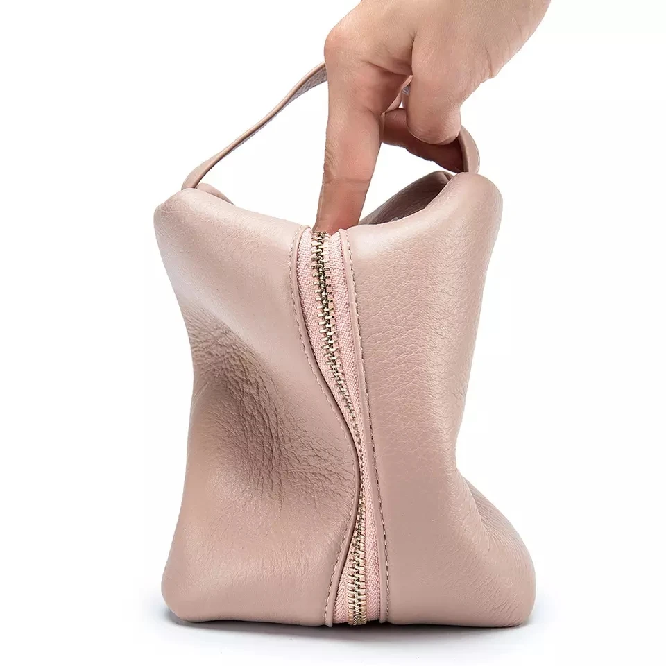 New style Genuine Leather Pouch Toiletry Bag Travel Dopp Kit cosmet bag case makeup bag For Men Women