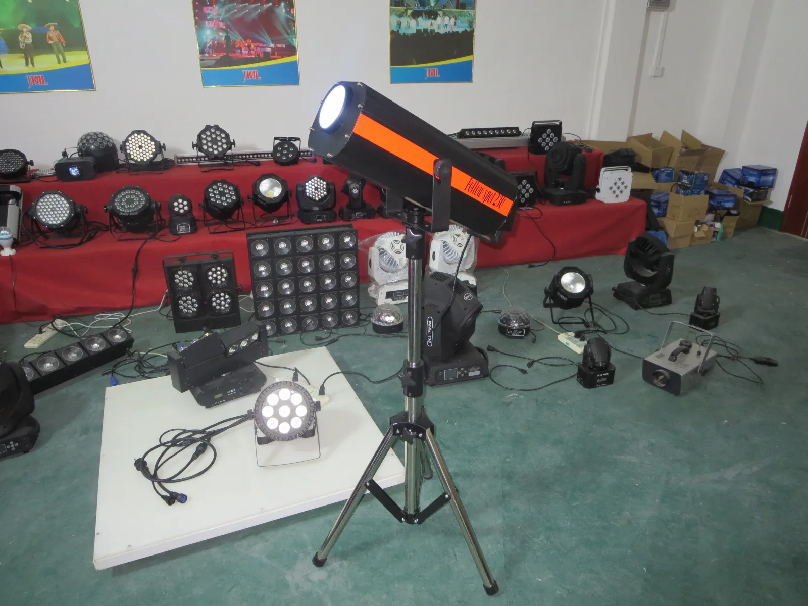 230W 7R Follow Spot Light DJ Stage Lighting Led Effect Light