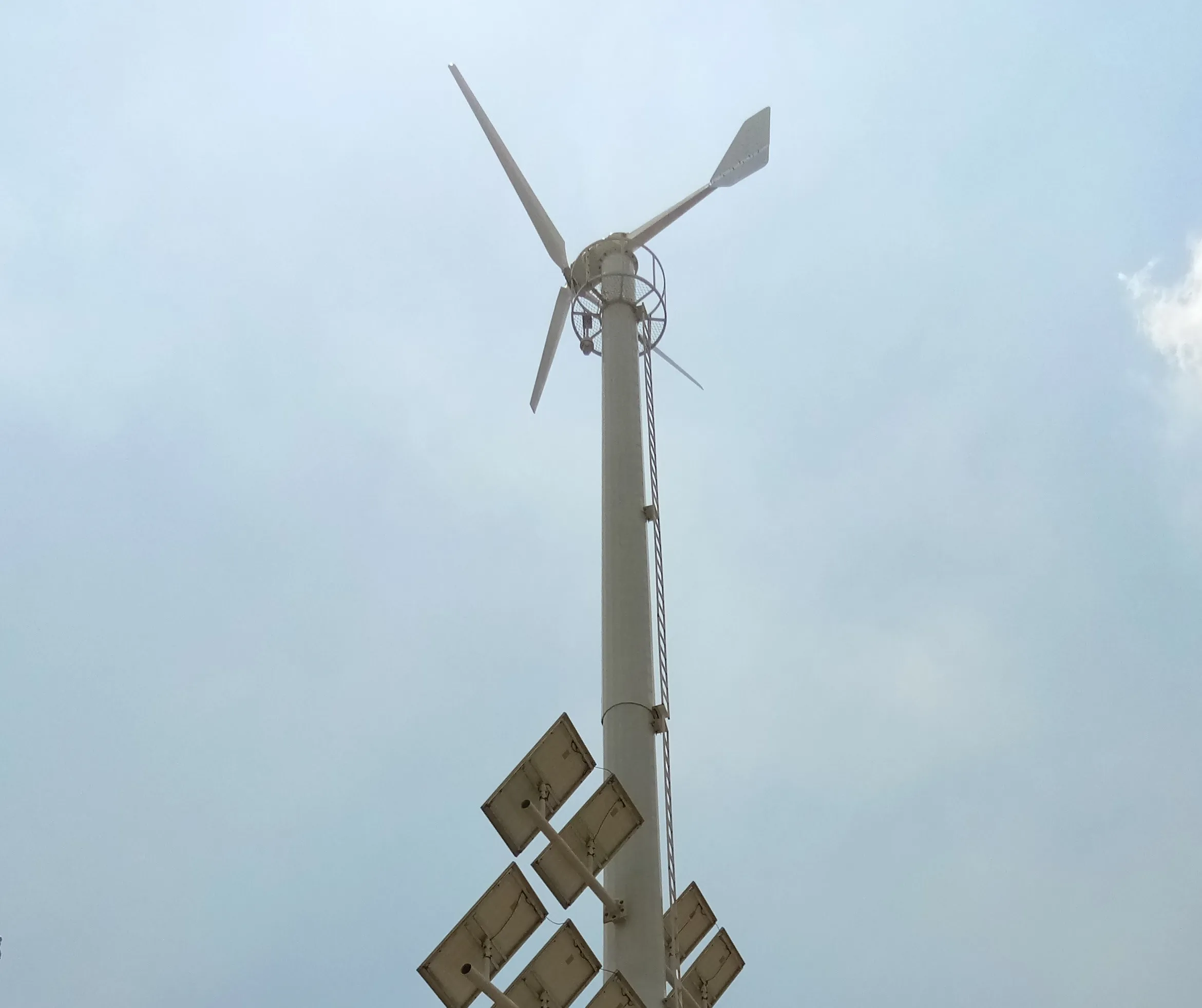 For Sale 5000w Wind Turbine Wind Power Turbine Generator Solar Wind Turbine
