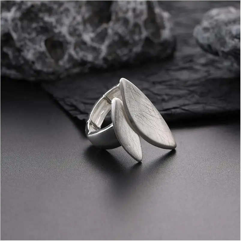 Stainless Steel Rings 2022 Double Gram Hand Skull Oem/Odm Quartz Titanium Fashion Male Latest Wedding Inlay Rings Combo Women