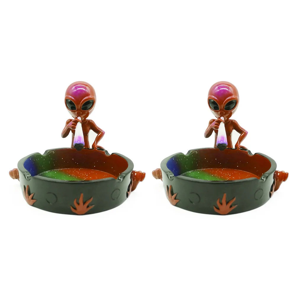 2023 Creative Design Alien Resin Ashtray Cigarette Tobacco Smoking Accessories Smoking Ashtray