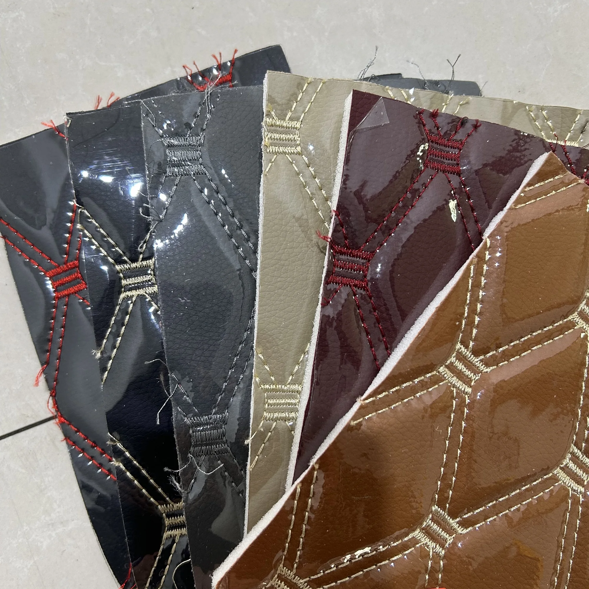 Высококачественная губчатая пена спина прошитая виниловая кожа с прозрачной пленкой