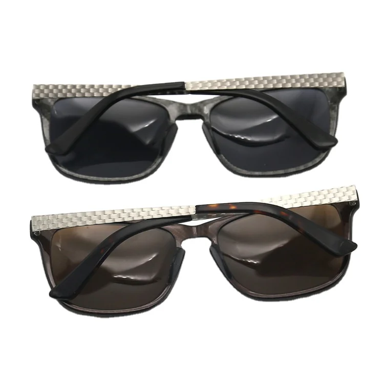 The new factory directly supplies carbon polarized sunglasses fashion sunglasses made in China