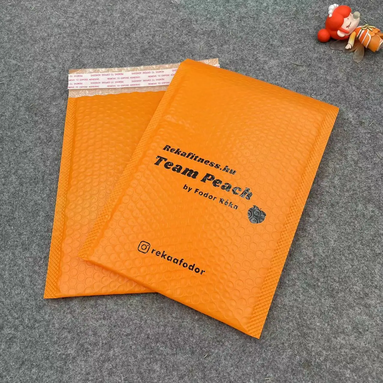 New Arrival Orange Custom Logo Printed Eco Friendly Cute Bubble Mailers Padded Envelopes Shipping Mailers