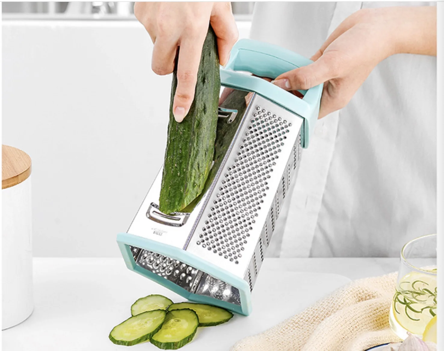 New Design 6 Sides Stainless Steel Cheese Grater with Container Box