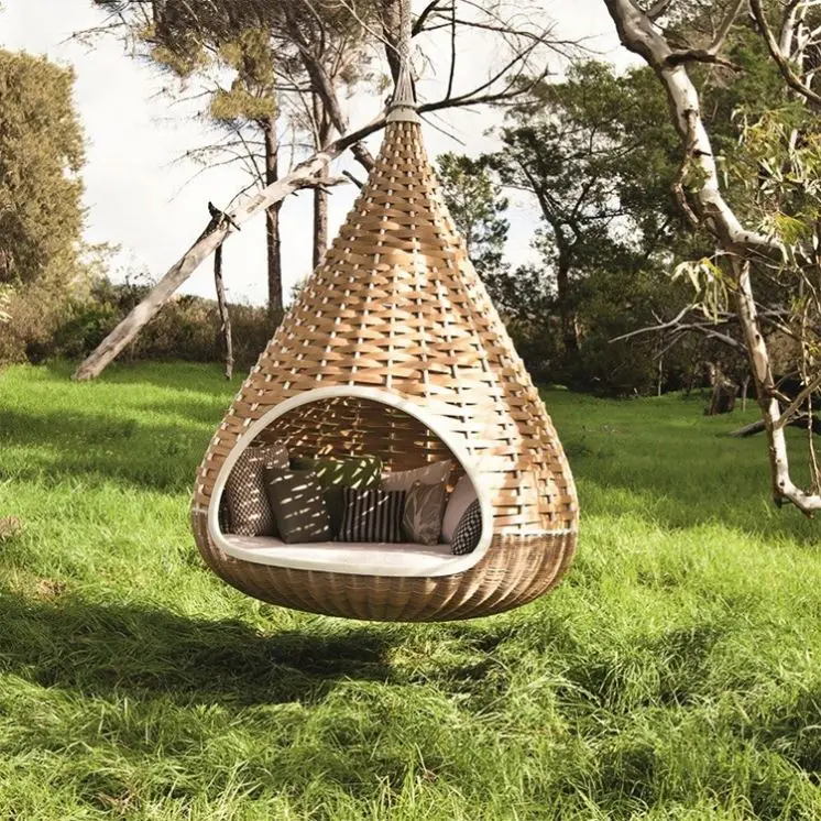 Outdoor furniture nest bird round swing chair bed hanging chairs resin wicker rattan patio garden chair for SALE