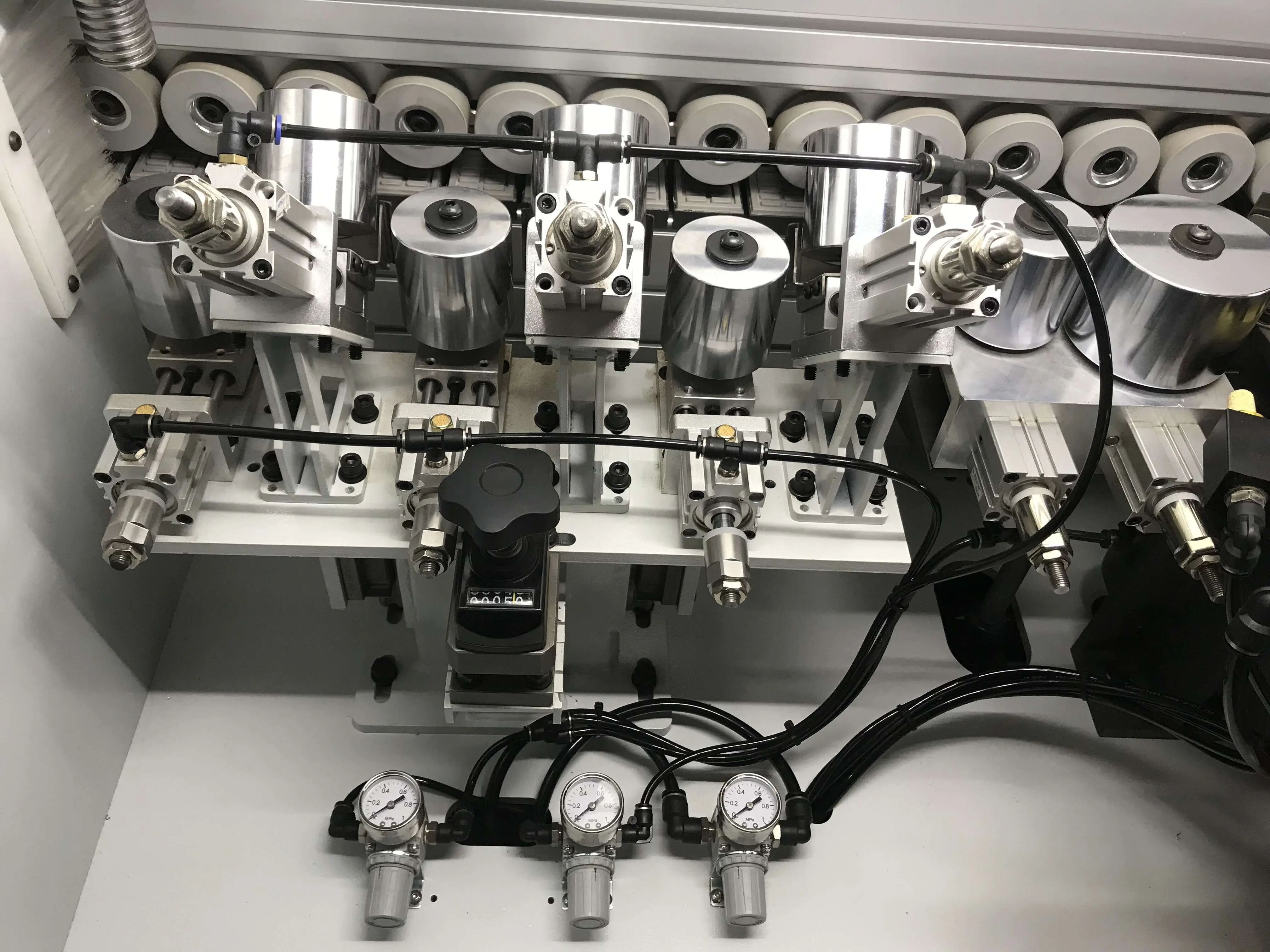 KIE-610 Bevel And Straight Edgebander Trimming Rounding Automatic Edge Banding Machine