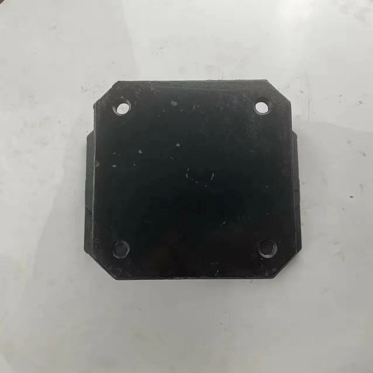 High quality Sakai KD7610 SN70 SV500DF SV510D SW40 SW70C TW40 TW41 road roller LH601  rubber buffer