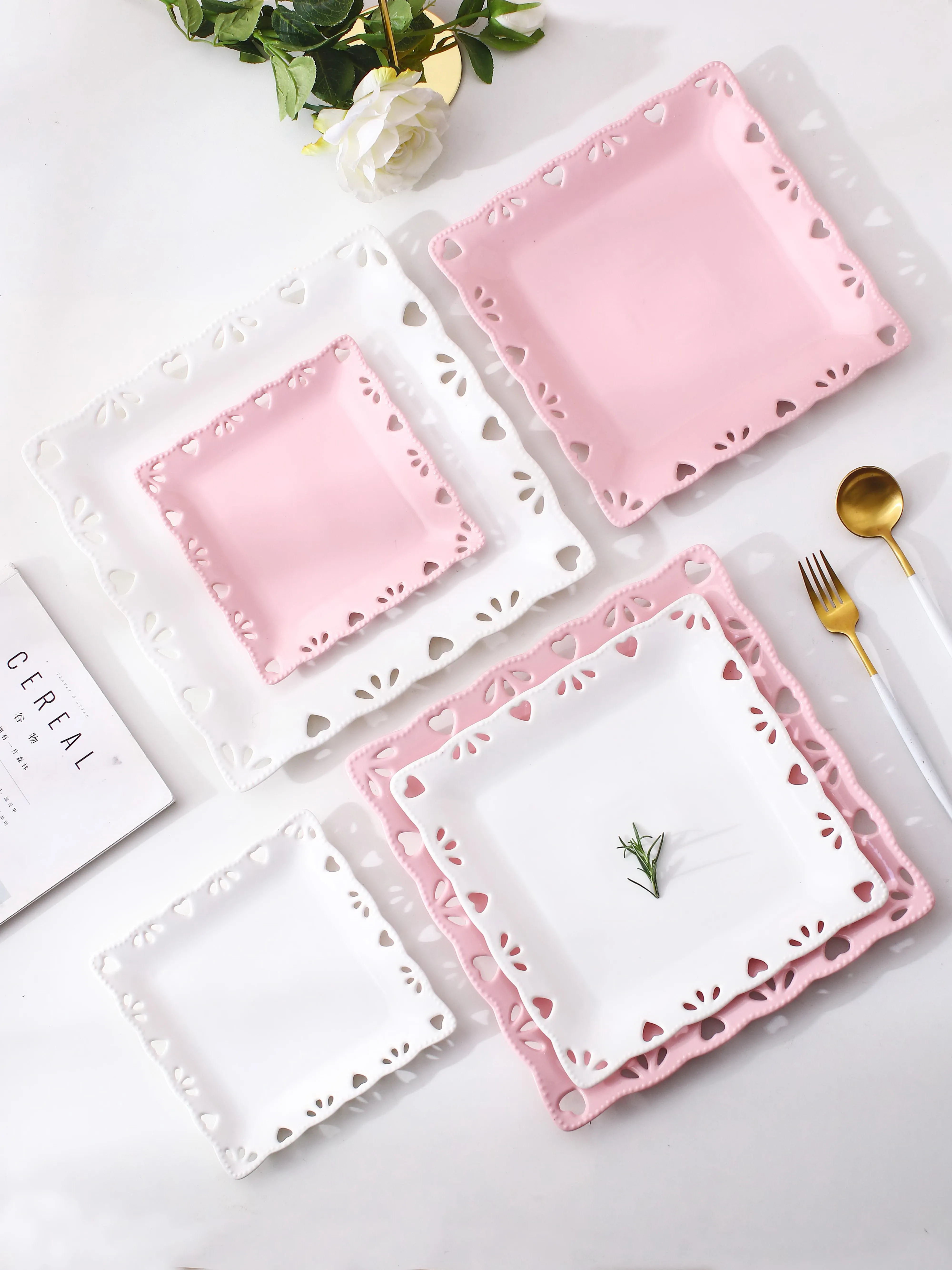 Wedding Factory Direct Classic French Hollow-out Dinner Set Square Porcelain Plates Sets Pink Ceramic Dinner Set