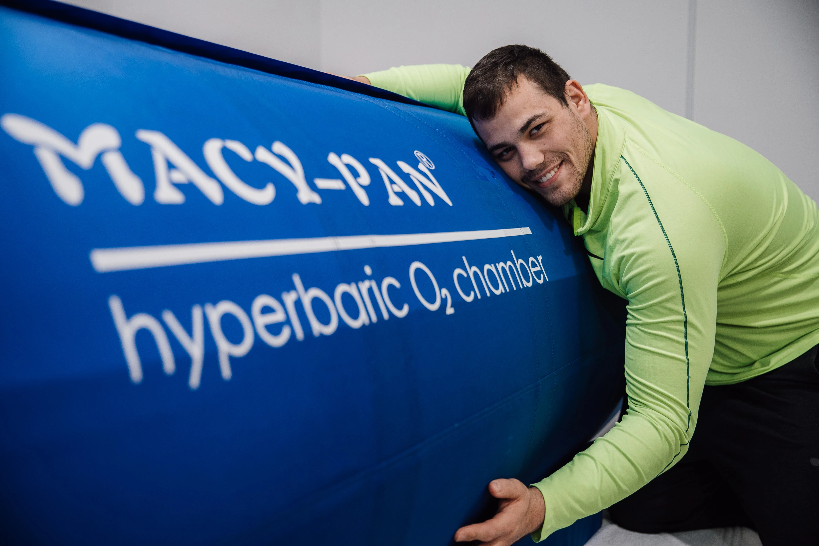 hyperbaric chamber for Strokes and Medical use with oxygen concentrator