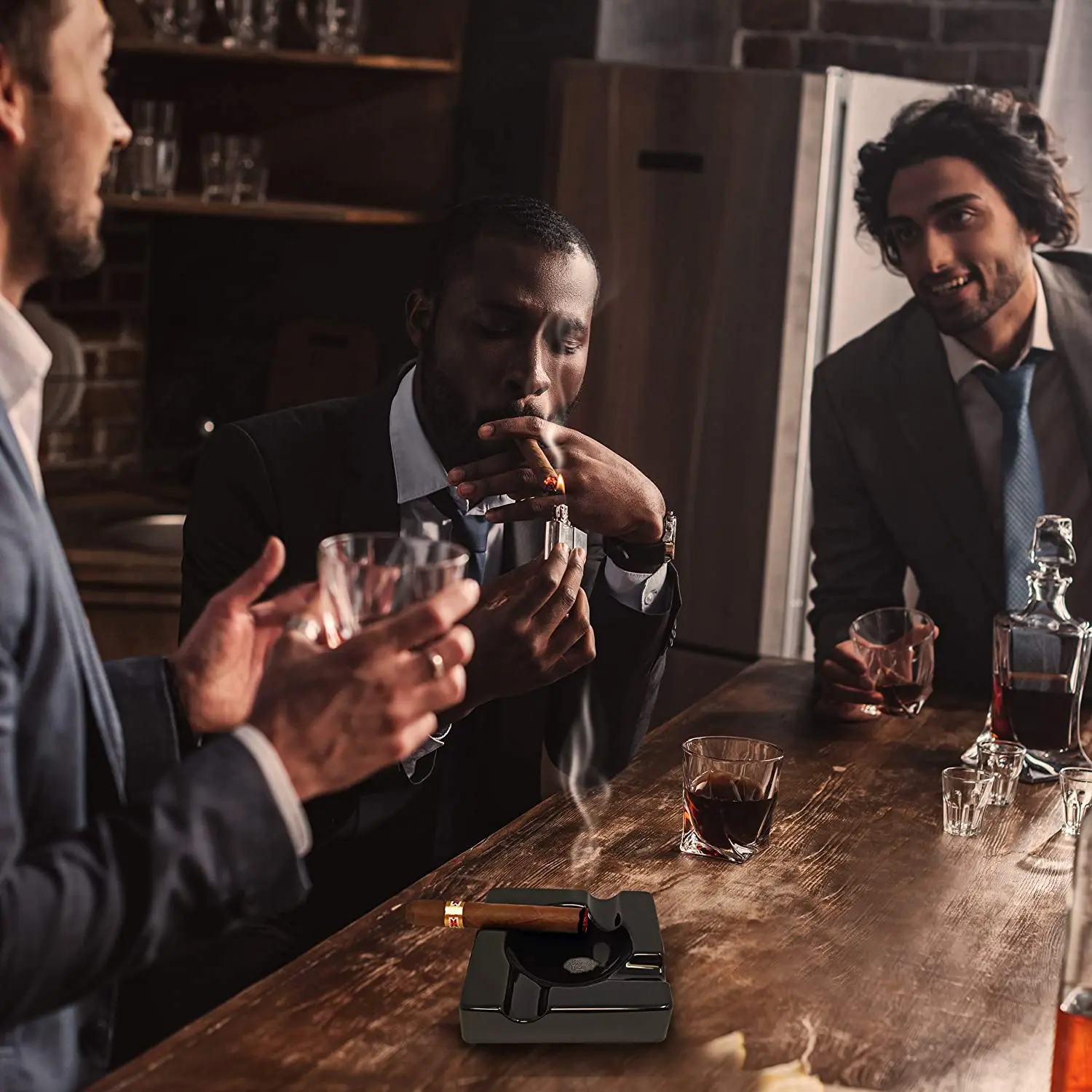 Roxyrolla Wholesale Custom LOGO Porcelain Ashtray Ceramic Ashtrays Smoking Custom Ceramic Ashtray With Lighter