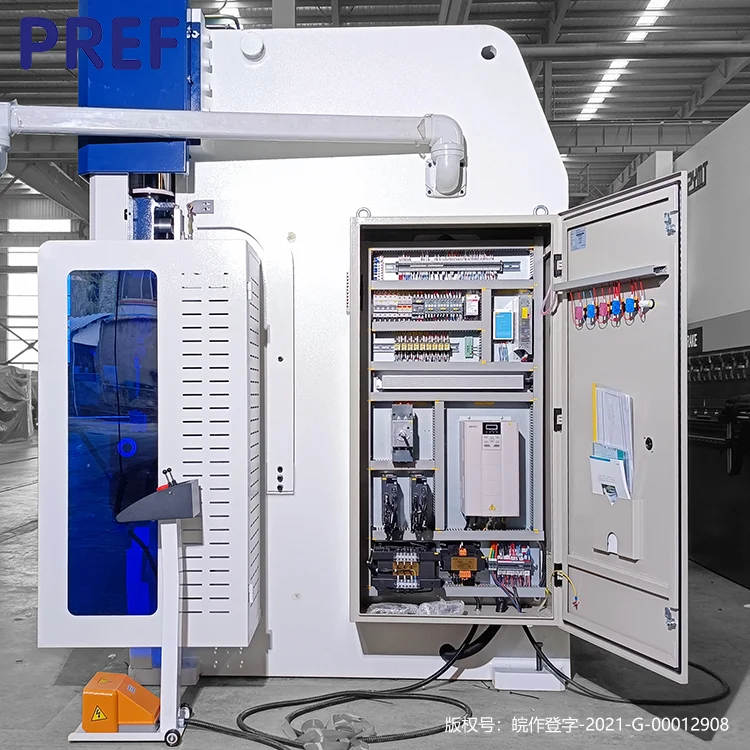 CNC Press Brake 110T 135T Sheet Metal Bending Machine with 6+1 Axis