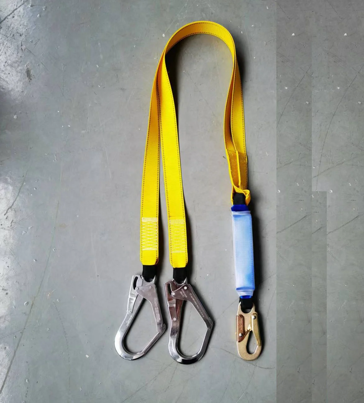 Double Locking Rebar Hook 23kn Carabiner Factory Heavy Duty Self-Locking Steel Carabiner Climbing Crabiner Hook