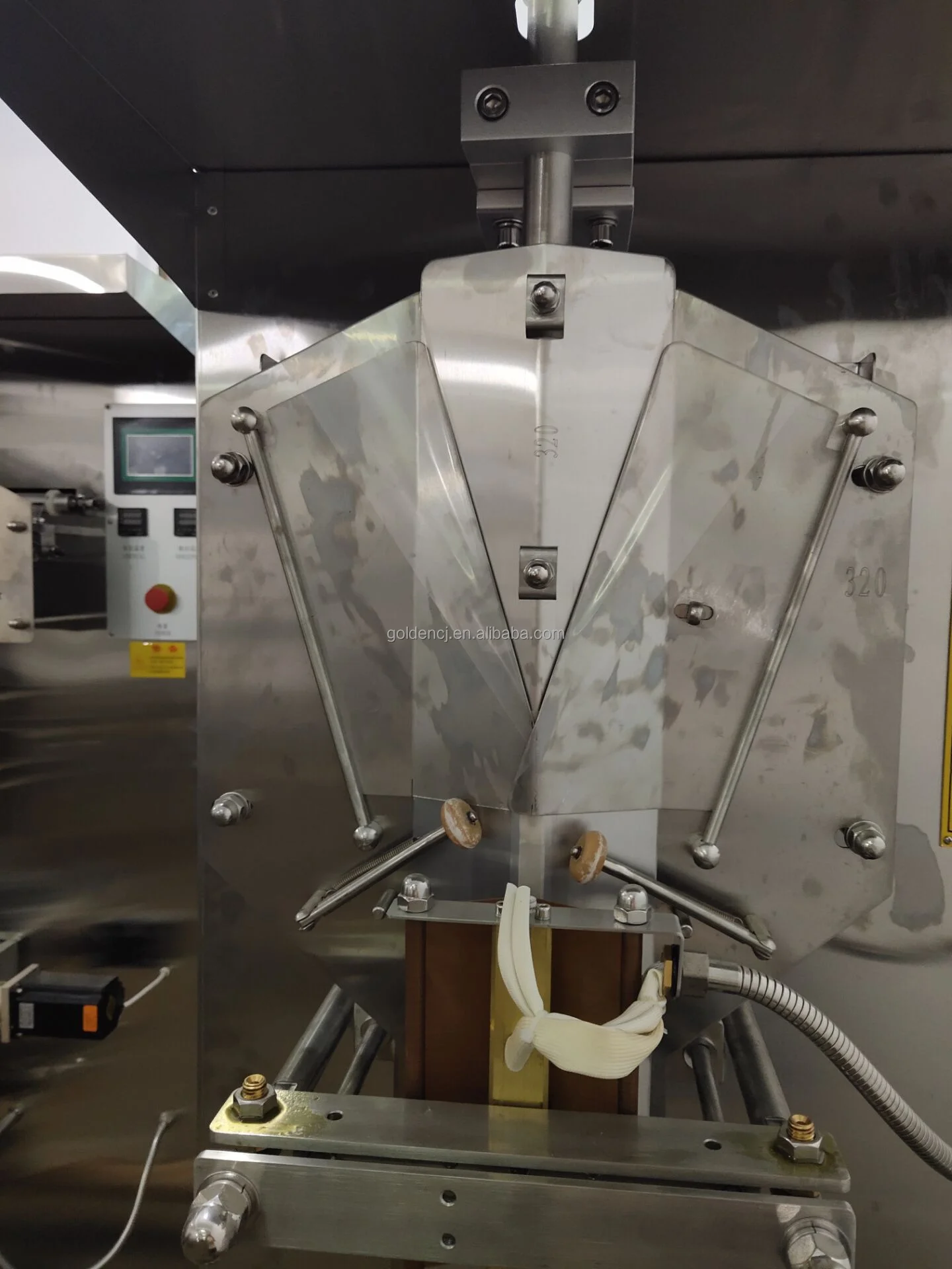 CE Approved Liquid Drinking Sachet Pure Water Making Company Beverage Pouch Packing Bags Filling And Sealing Machine Automatic