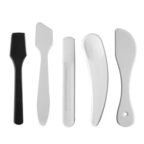 In Stock Wholesale Disposable Mini Plastic Makeup Spade Spatula for Facial Cream