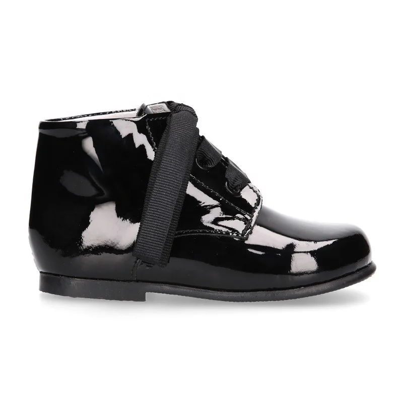 High Quality Kids Black Patent Leather Ankle Boots To Dress Fitted With Ties Closure for Little Girl Boots