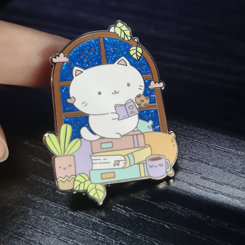 Wholesale Lapel Badge Manufacturer Metal Pins Glitter Brooch Anime Custom Hard Enamel Pins Supplier