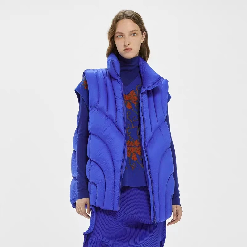 2023 wholesale puffer sleeveless jackets custom winter waistcoats designer girls duck down padded vests gilets